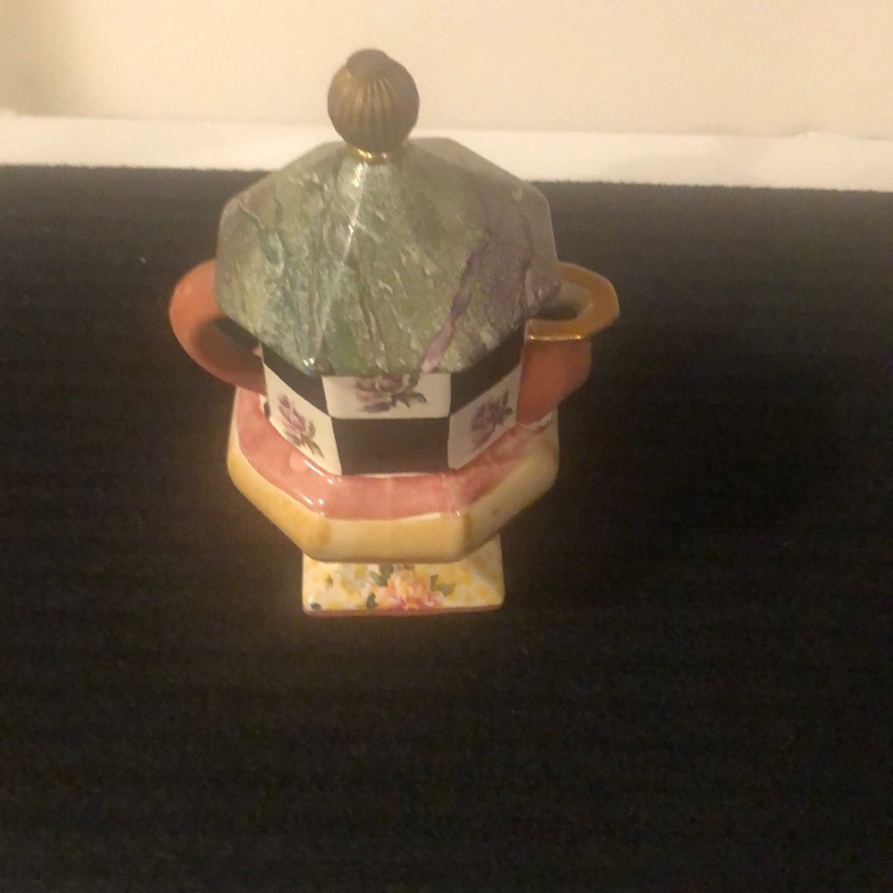 Teapot